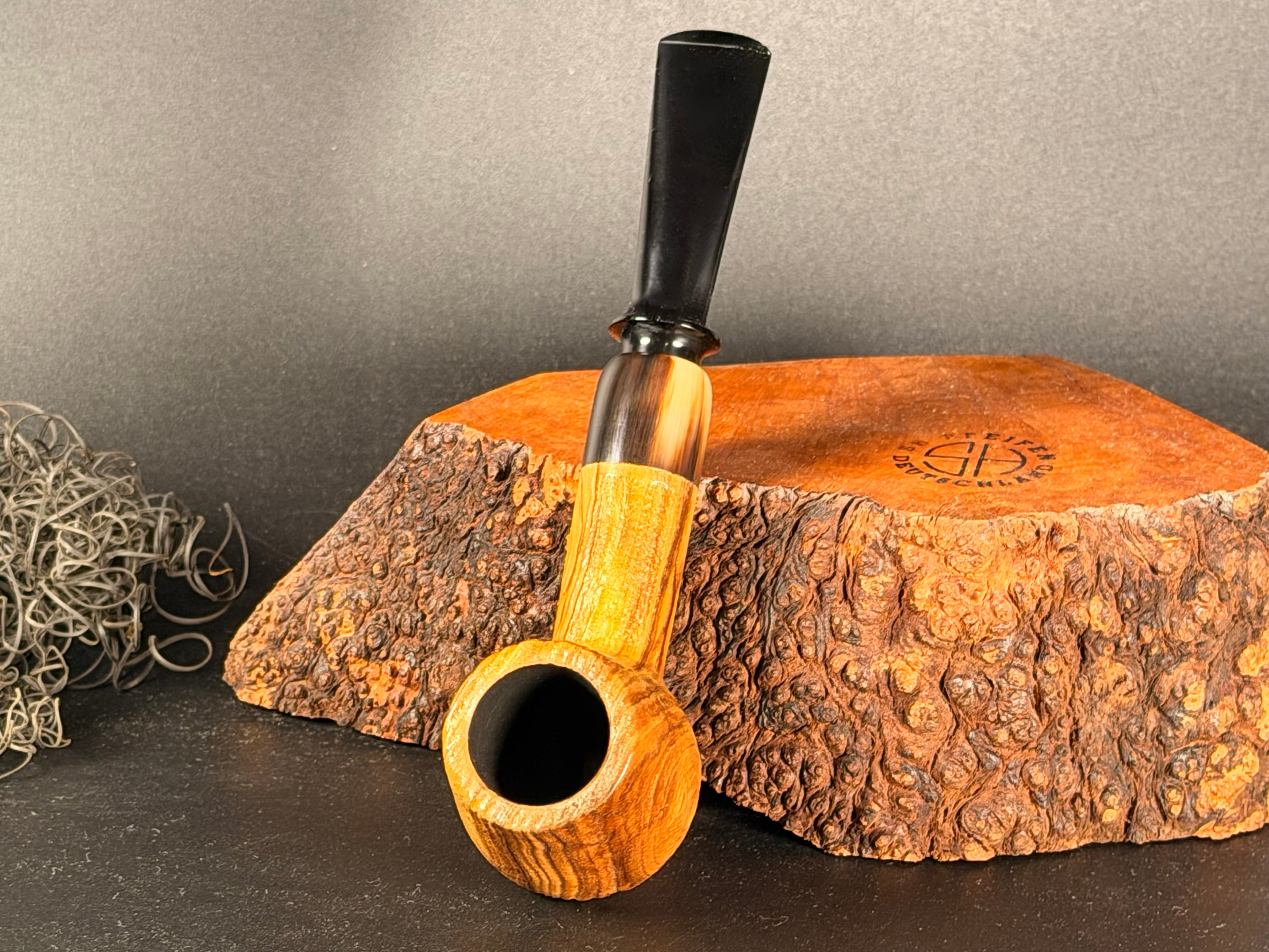 Billard aus Olivenholz