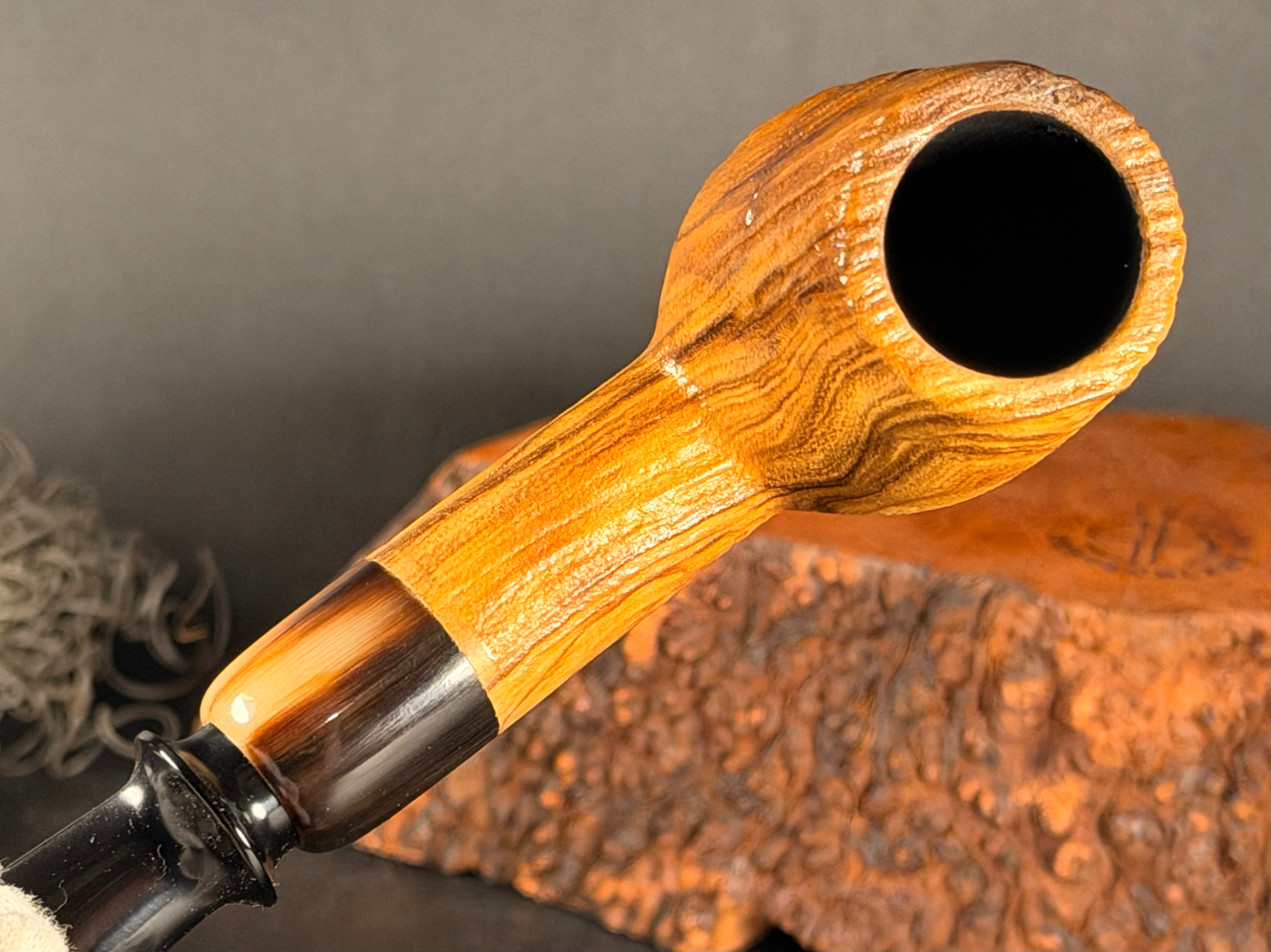 Billard aus Olivenholz